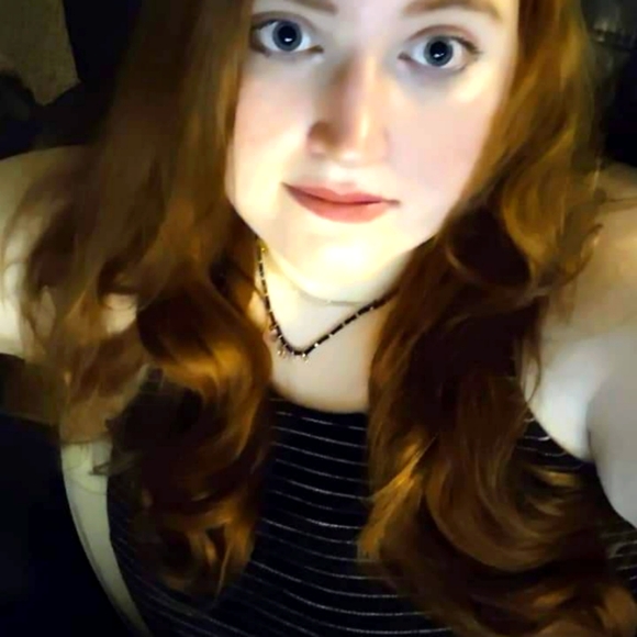 Meet your Posher, Harlow - Picture 3 of 3